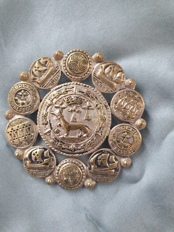 Broche Médaillon KELT - Bijou Breton Et Celte Authentique - Occasion