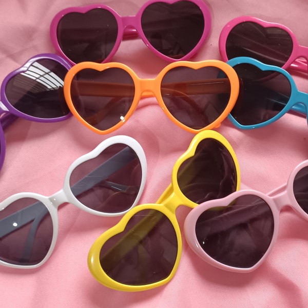 Lunettes de soleil personnalisées en forme de cœur, faveurs de mariage, faveurs de brida, enterrement de vie de jeune fille, club scolaire, promotion du lycée