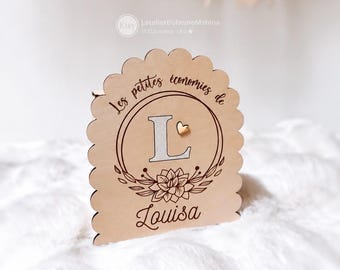 Personalized children's piggy bank with name – wooden baby piggy bank – gift for a birth or christening – engraved children's piggy bank