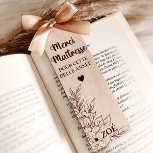 Marcador maestro de madera personalizado con grabado