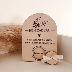 Personalized pregnancy announcement box, grandma announcement, available for the family