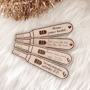 Wooden pregnancy test, personalized pregnancy announcement