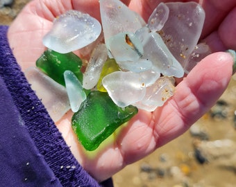 Mixed Norfolk Seaglass bag of 40 pieces. Great for any seaglass project. You choose!