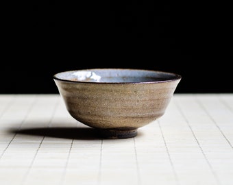 Soda fired, Traditional Guinomi teabowl with Shino glaze, Ceramic Gongfu Cup, Japanese-style handmade teacup, perfect for tea