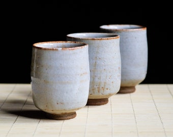 Set of three Small Ceramic Japanese Cups, Shino Yunomi Teacup, Handmade Coffee Cup, Traditional Gong-fu cup, Handcrafted Stoneware Cup