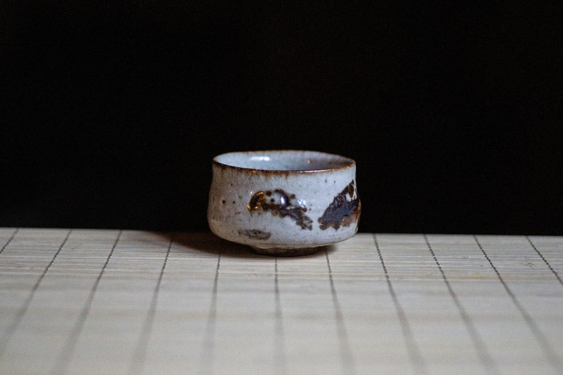 Soda fired, Traditional Sake cup with Shino glaze, Gong-fu cup, Espresso cup, Shot glass, Ceramic Japanese Gongfu Cup, Small teacup, Guinomi image 2