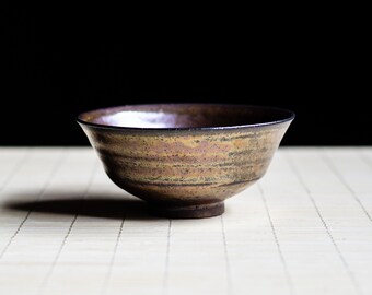 Soda fired, Traditional Guinomi teabowl with Shino glaze, Ceramic Gongfu Cup, Japanese-style handmade teacup, perfect for tea