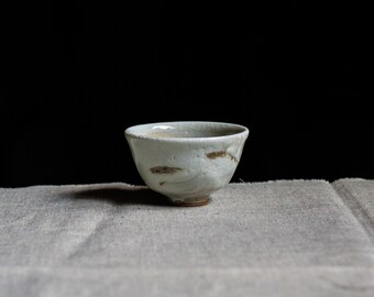 Ceramic Japanese Cup, Shino Guinomi with Hakeme brushed Porcelain Slip, Handmade Coffee Cup, Traditional Gong-fu cup