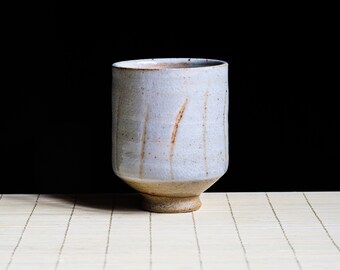 Ceramic Japanese Cup, Shino Yunomi Teacup, Handmade Coffee Cup, Traditional Gong-fu cup, Handcrafted Stoneware Cup