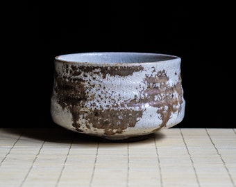 Soda fired Ceramic Matcha Bowl, Shino Chawan for Tea Ceremony, Handmade Japanese Teacup, Matchawan