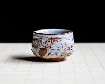 Traditional Sake cup with Shino glaze, Gong-fu cup, Ceramic Japanese Gongfu Cup, Small teacup Guinomi, Espresso cup