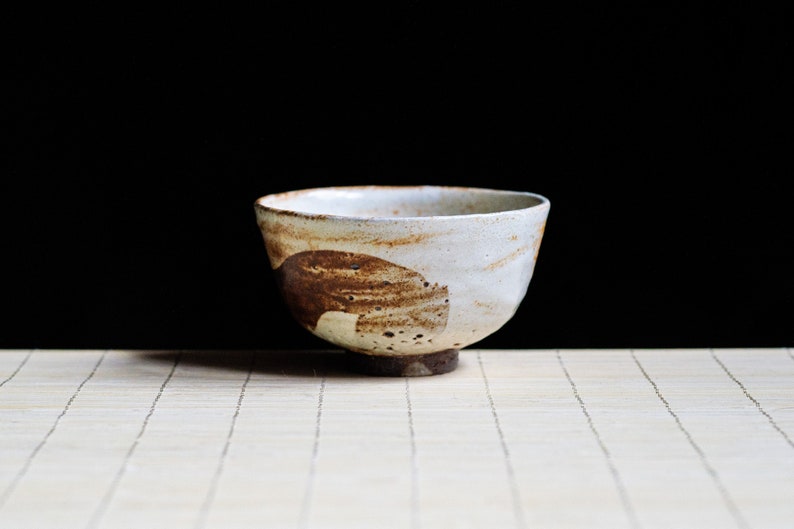 Soda fired, Traditional Guinomi teabowl with Shino glaze, Ceramic Gongfu Cup, Japanese-style handmade teacup, perfect for tea image 4