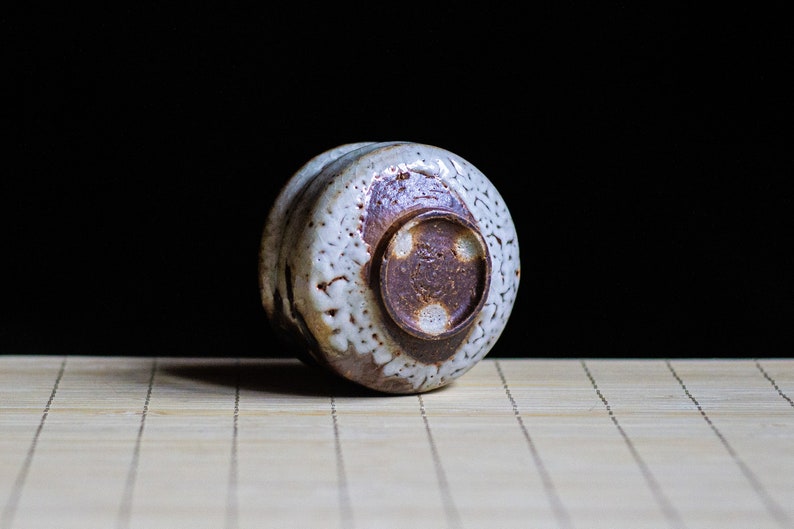 Soda fired, Traditional Sake cup with Shino glaze, Gong-fu cup, Espresso cup, Shot glass, Ceramic Japanese Gongfu Cup, Small teacup, Guinomi image 5