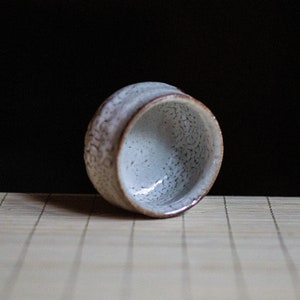 Soda fired, Traditional Sake cup with Shino glaze, Gong-fu cup, Espresso cup, Shot glass, Ceramic Japanese Gongfu Cup, Small teacup, Guinomi image 4