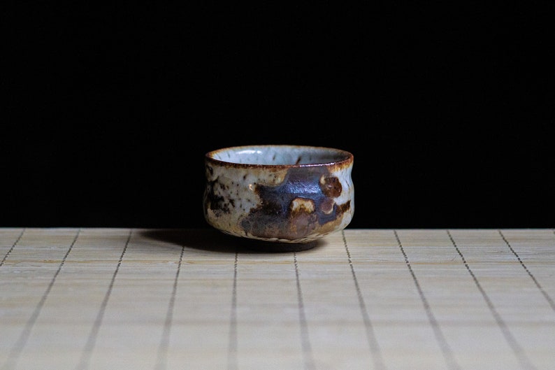 Soda fired, Traditional Sake cup with Shino glaze, Gong-fu cup, Espresso cup, Shot glass, Ceramic Japanese Gongfu Cup, Small teacup, Guinomi image 1