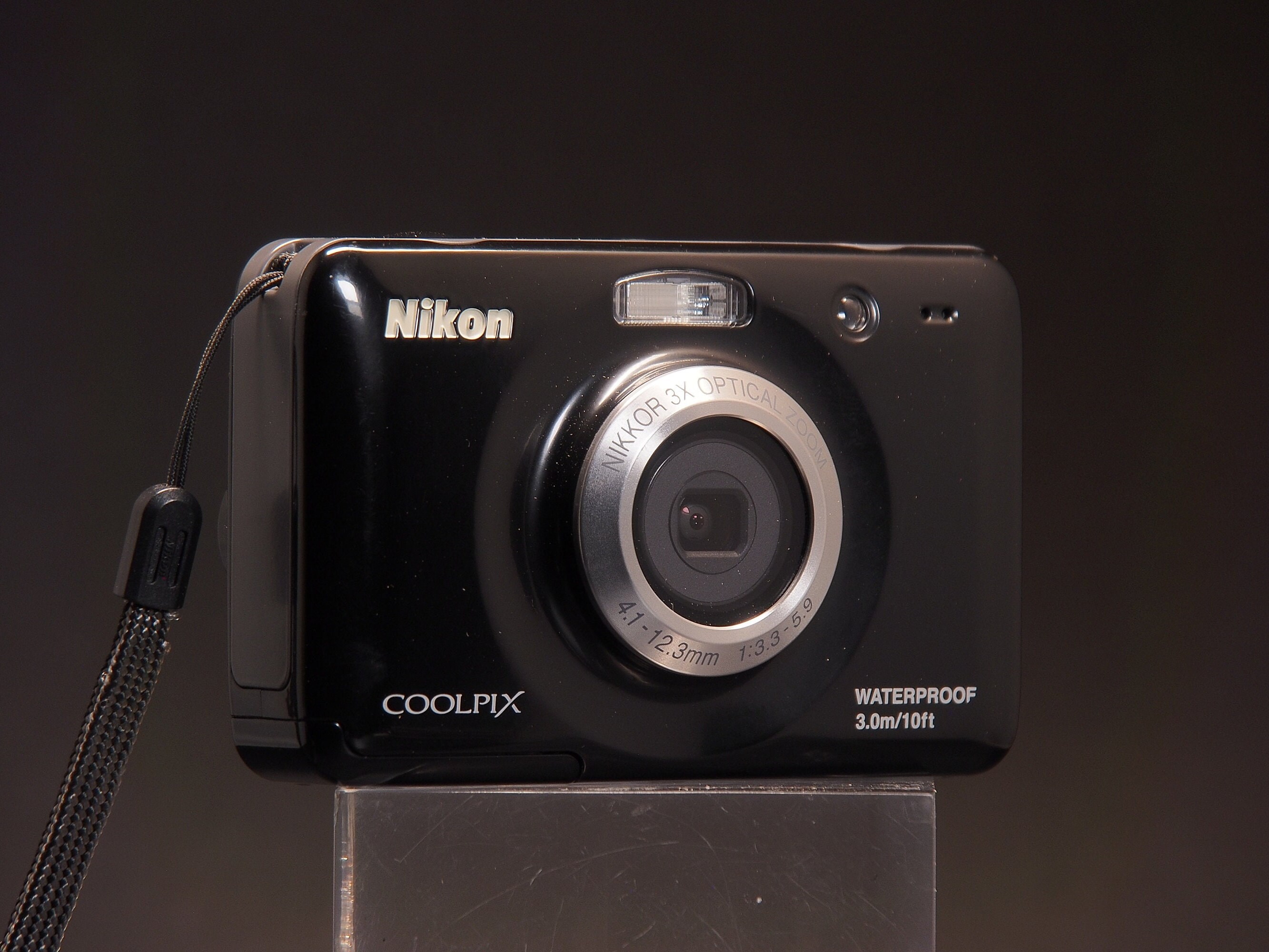 Nikon COOLPIX S30 10.1MP Waterproof Digital Camera Black - Etsy Canada