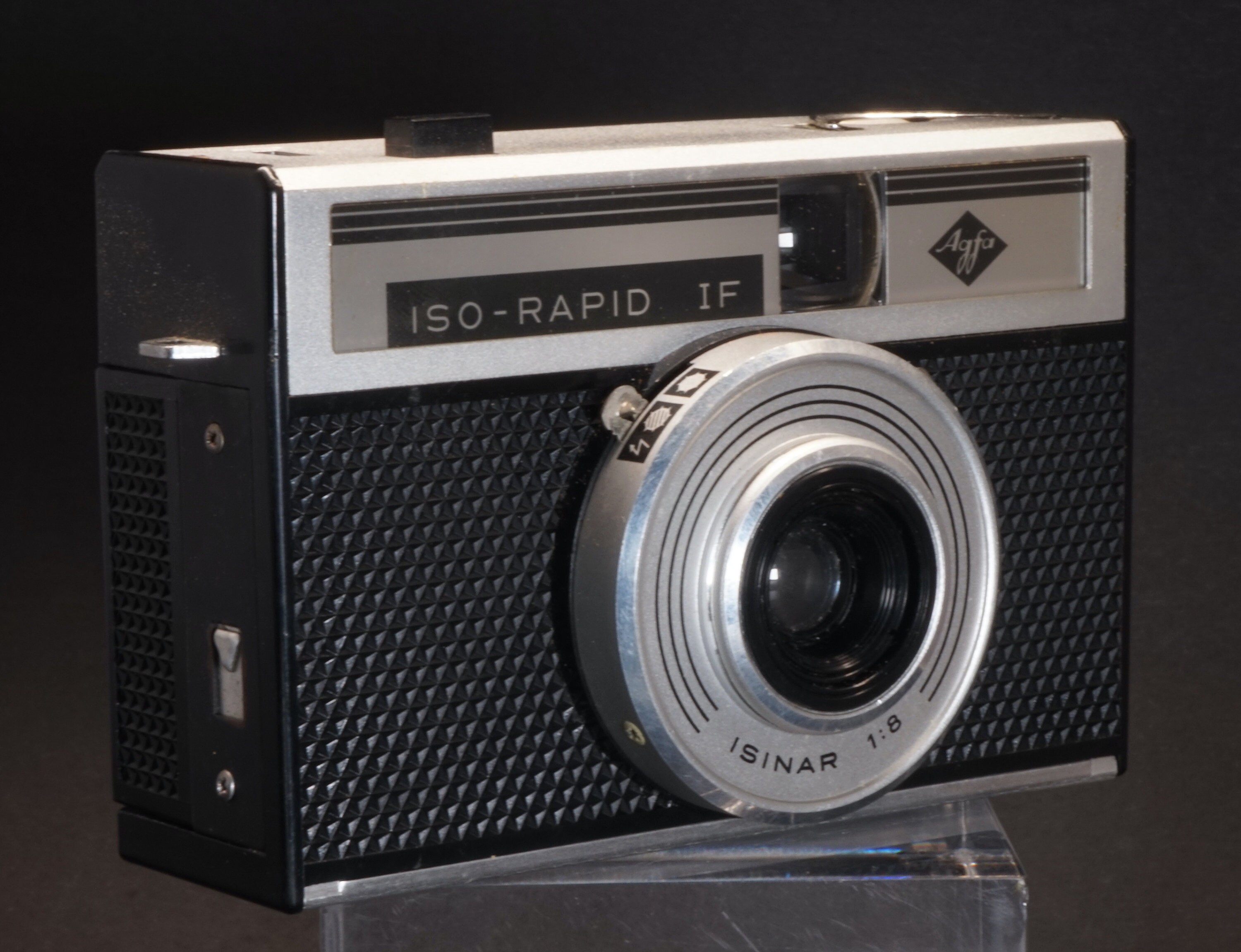 Agfa Agfa Iso-Rapid I 1965 Voigtlander bessy ak Cameras w/Original Cases 