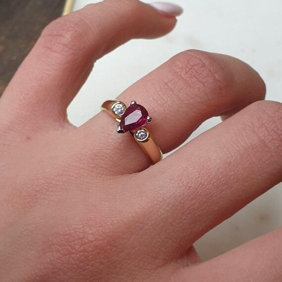 Unique 18ct Ruby and Diamond Ring - image 3
