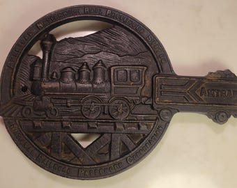 Salvamanteles de hierro fundido Amtrak de Virginia Metalcrafters, pieza de colección de ferrocarril de vapor americano.