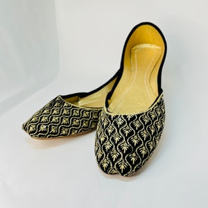 Pakistaanse Indiase Khussa traditionele vrouwen schoen Jutti borduurwerk casual fancywear handgemaakte Schoenen damesschoenen Instappers Juttis en mojaris 