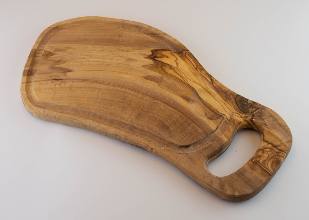 Rustic Serving Board With Perforated Handle and Juice Groove 4550 Cm