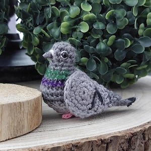 Racing Pigeon Keychain