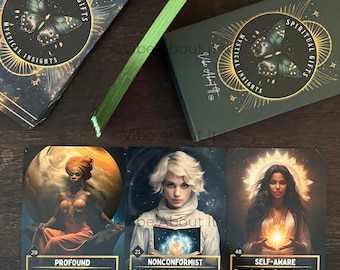 Könnte beinhalten: Ein Kartendeck Spiritual Gifts Mystical Insights mit einer dunkelgrünen Schachtel mit Schmetterlingsillustration, einer passenden Kartenrückseite und drei einzelnen Karten mit den Titeln Profound, Nonconformist und Self-Aware mit Text.