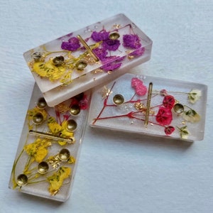Baby’s Breath Resin Domino Set