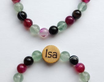 Stayc beaded bracelet with a laser engraved member bead