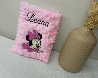 Protège carnet santé personnalisé disney Minnie brodé avec prénom - broderie pour bébé et enfants - idées cadeaux  créations