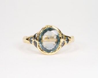 Teal Montana Sapphire Engagement Ring | Large 2ct | Rustic | Ethical | Recycled Gold 18k | Diamond Alternative | Portrait Cut | Low Profile