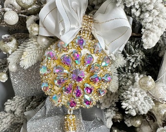 Juldekorationer med juvelskivor i vit sammet, strass, rosett, tofs, handgjorda i guld, silver, storlek 120 mm x 70 mm