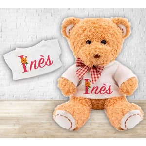 Personalized teddy bear first name on t-shirt