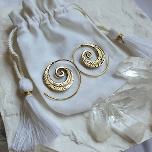 Fine delicate spiral earrings, small brass earrings, dainty earrings, brass dainty earrings, handmade boho jewelry, mini gold earrings