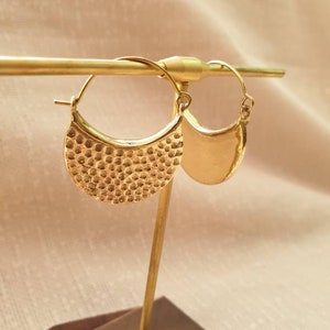 Hammered solid brass earrings, gold earrings, earrings, wedding earrings, handmade jewelry, handmade earrings, delicate gold jewelry