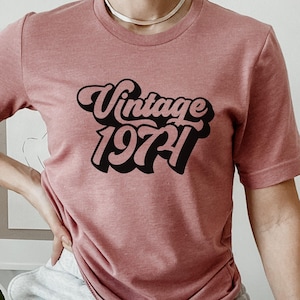Svg vintage de 1974, regalo de cumpleaños número 51, Svg de cumpleaños número 51, Svg de camiseta de 1974, decoración de cumpleaños número 51, archivos Svg para Cricut, blanco y negro
