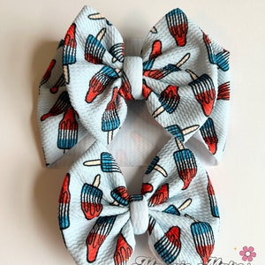 4th of July Headwrap, Memorial day bows, Forth of July bow, patriotic bows, mama headwraps, bomb pop bow, messy bow, headwrap, headband, bow bild 2