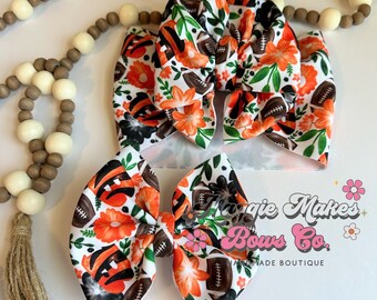 Football headwrap bow, football bows, Bengals inspired headwrap bow, Bengals inspired bow, Superbowl bow, toddler bengals shirt, who Dey bow