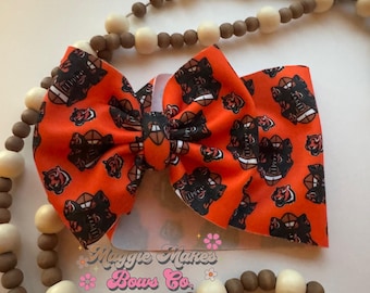 Football headwrap bow, football bows, Bengals inspired headwrap bow, Bengals inspired bow, Superbowl bow, toddler bengals shirt, who Dey bow