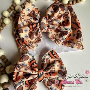 Football headwrap bow, football bows, Bengals inspired headwrap bow, Bengals inspired bow, Superbowl bow, toddler bengals shirt, who Dey bow