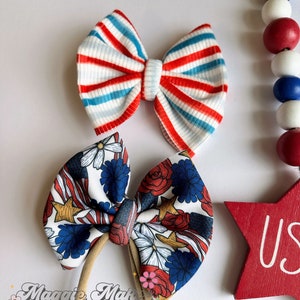 4th of July Headwrap, Memorial day bows, Forth of July bow, patriotic bows, mama headwraps, bomb pop bow, messy bow, headwrap, headband, bow bild 5