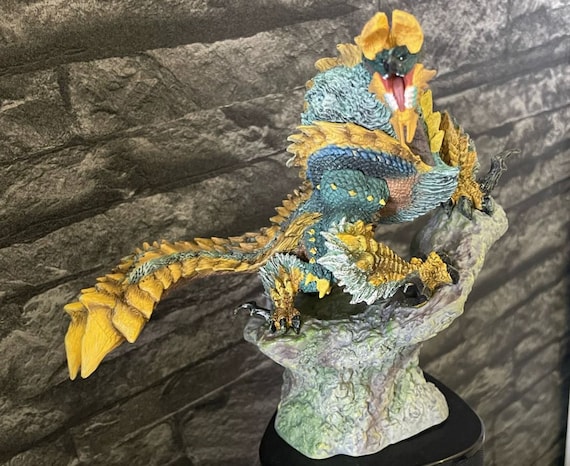 Monster Hunter Zinogre Figures Pedestal Statue Action Anime Model