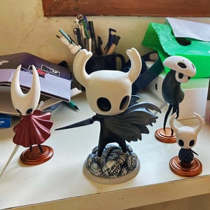 Hollow Knight Game Figures Anime Action Figure Hornet Quirrel PVC Collectible Model Toy Charm with Souvenir Gift Packaging