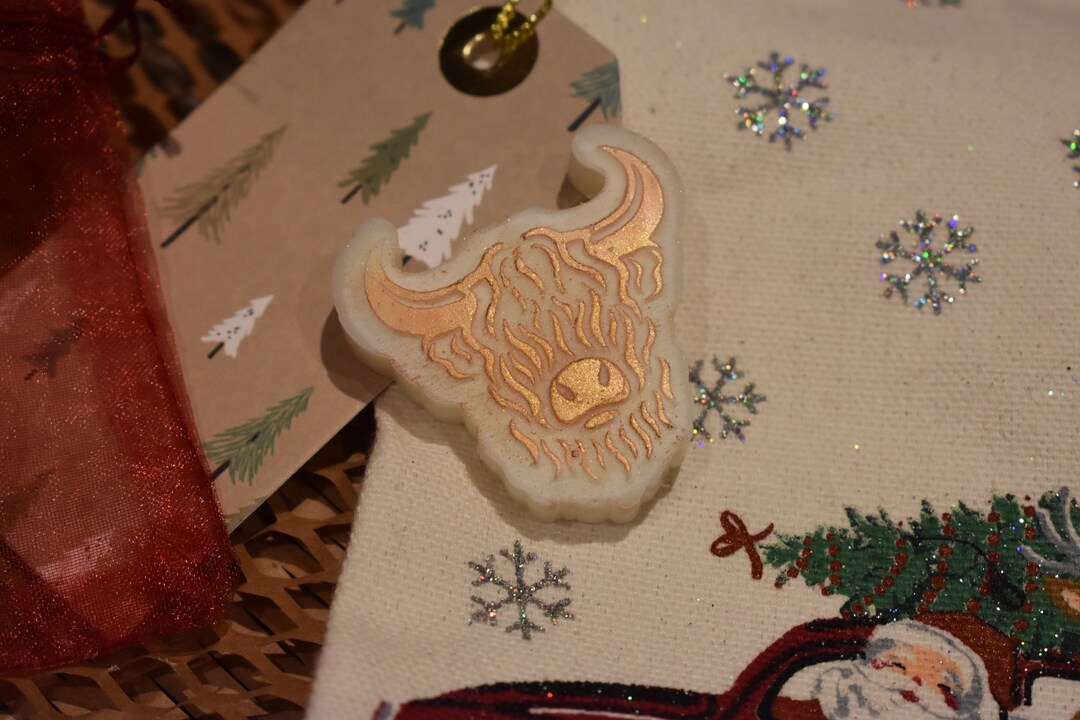 Golden Highland Coo Wax Melts Thistle Candles Scottish Cow Candle Melts