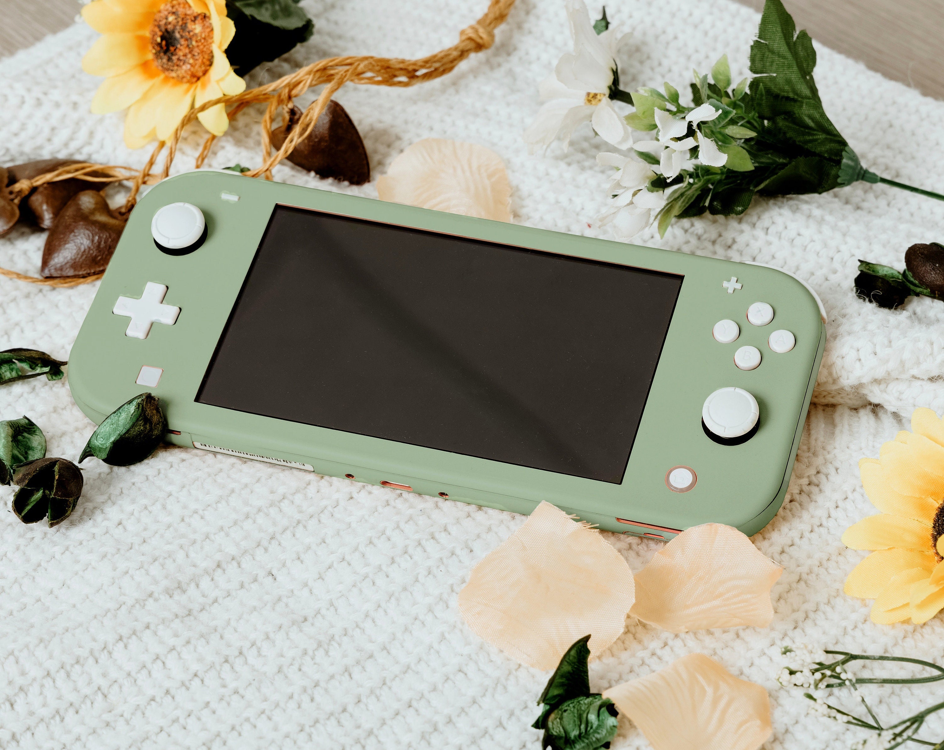 Green nintendo switch lite sales