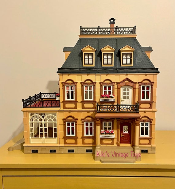 Beautiful Vintage Dollhouse, Playmobil Victorian Mansion 5300 