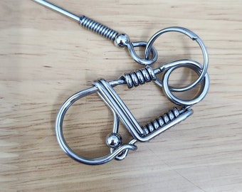 Minimalist Unique Wire Carabiner Keychain, Super durable keychain - Badge accessories - Custom keychain - Key hooks for him