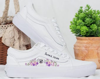 Pet Memorial-huwelijkssneakers paarse bloemen, aangepaste hondenportretschoenen, gepersonaliseerde herdenkings bruidssneakers