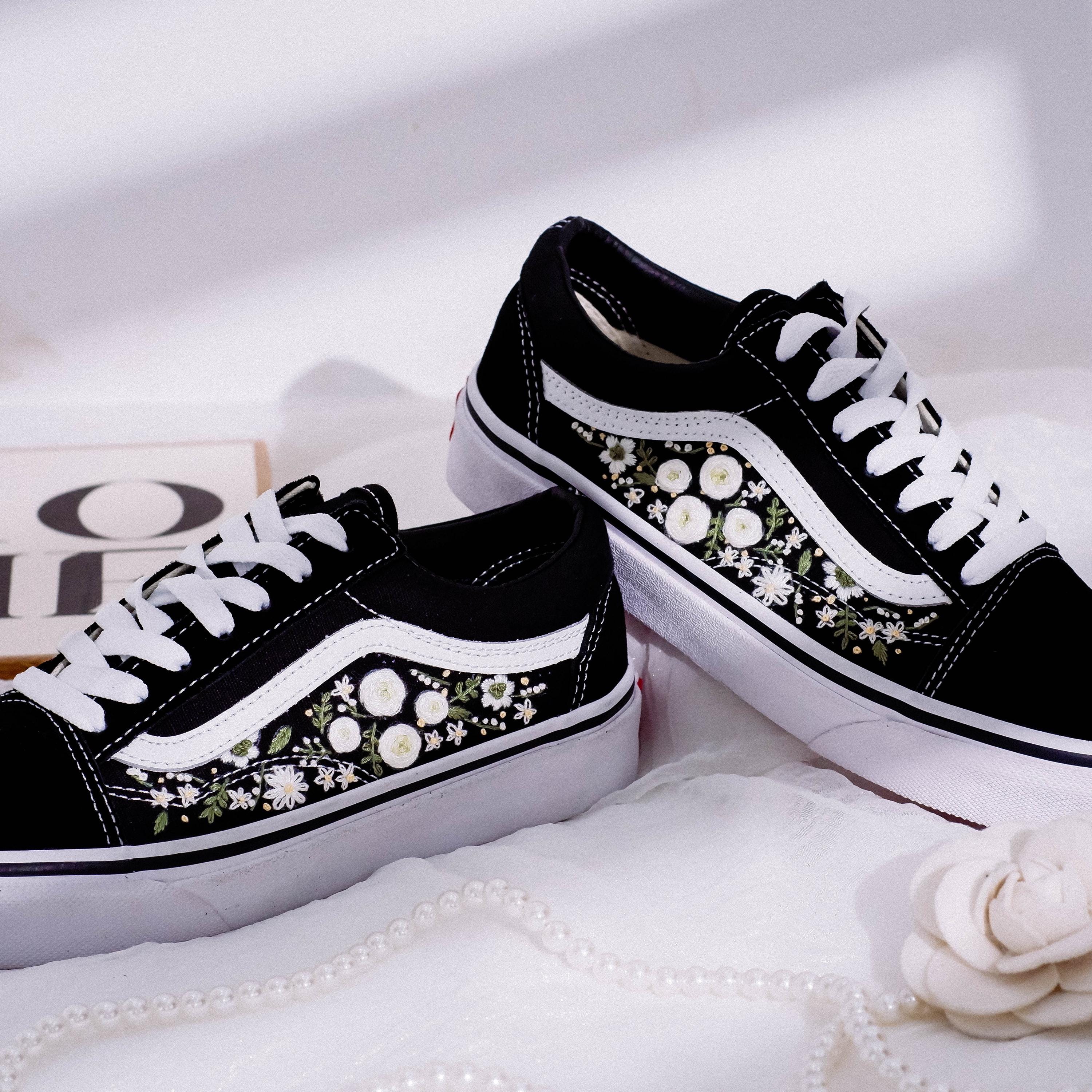 vans old skool black rose embroidery
