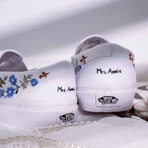 Ślubne Vans Custom, Ślubne Vans dla Panny Młodej, Pana Młodego, Custom Z Imieniem, Datą, Haftowane Buty Weselne, Niebieskie Haftowane Kwiaty Vans